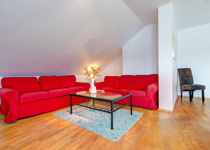 Grosse Schoene 3 Zimmer Ferienwohnung - 100 Qm - In Strandnaehe Fuer 6 Personen!!