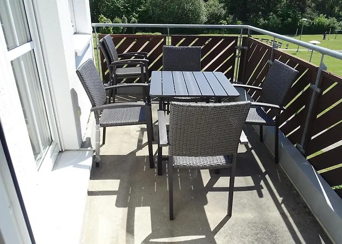 Grosse Schoene 3 Zimmer Ferienwohnung - 100 Qm - In Strandnaehe Fuer 6 Personen!!