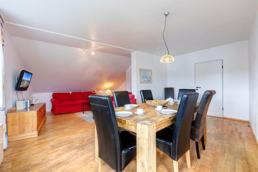 Grosse Schoene 3 - 100 Qm - In Strandnaehe Fuer 6 Personen!! Апартаменты Херингсдорф